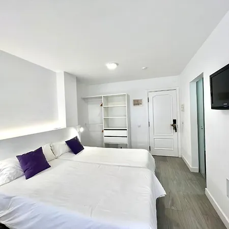 Reformed Studio With Wifi, Pool, At 250m From Playa Jardin In Lejlighed *