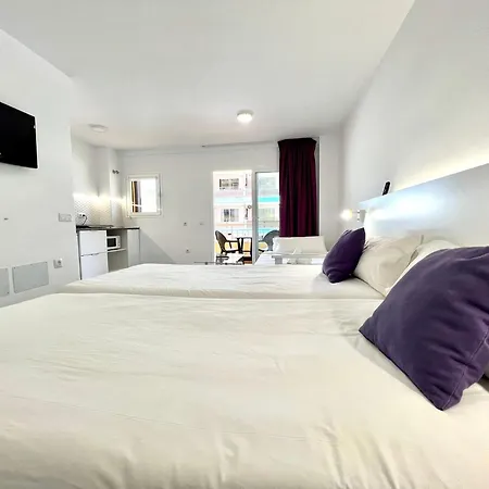 Διαμέρισμα Reformed Studio With Wifi, Pool, At 250m From Playa Jardin In *
